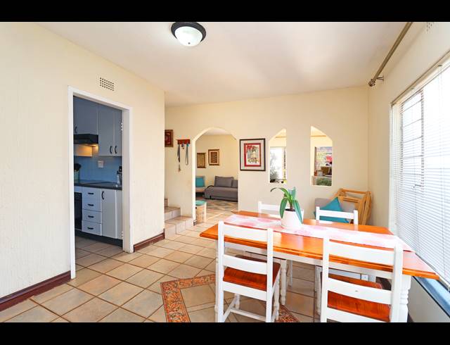 3 BEDROOM TOWNHOUSE FOR SALE IN FAIRLAND